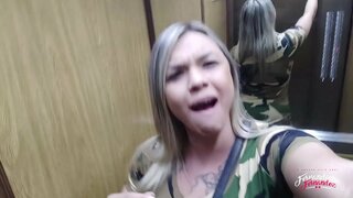 Seksi sisati kurac prijatelja d.